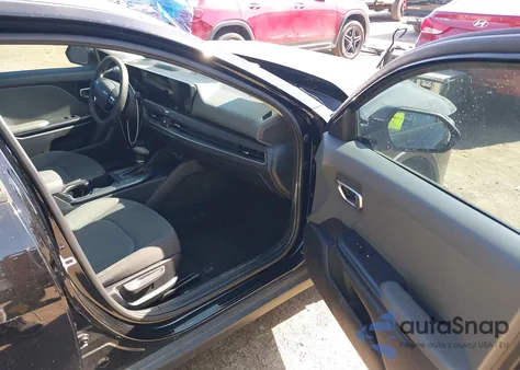 2025 Kia K4 Lxs из США, поврежденный, VIN 3KPFT4DE3SE114731